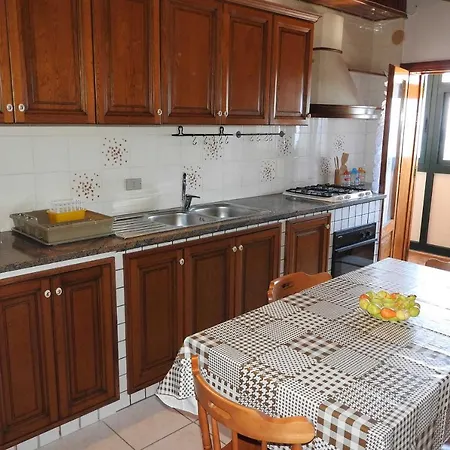 Mansarda Sul Mare Dei Ciclopi Apartment Aci Trezza Exterior photo