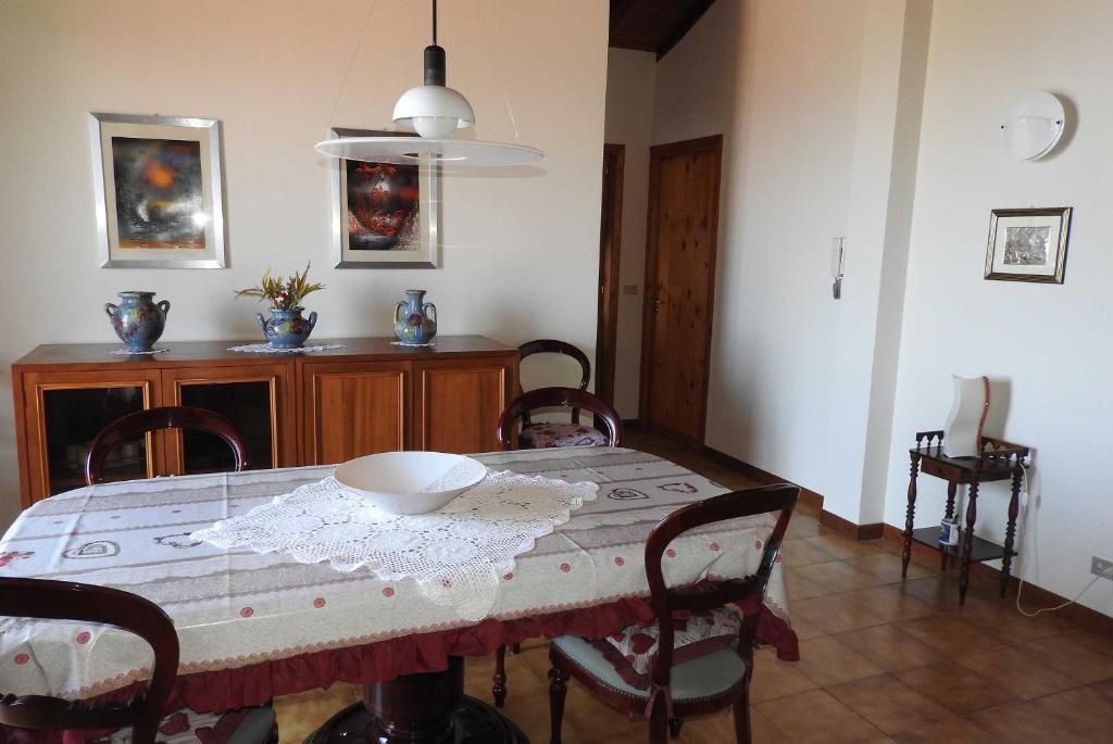 Mansarda Sul Mare Dei Ciclopi Apartment *